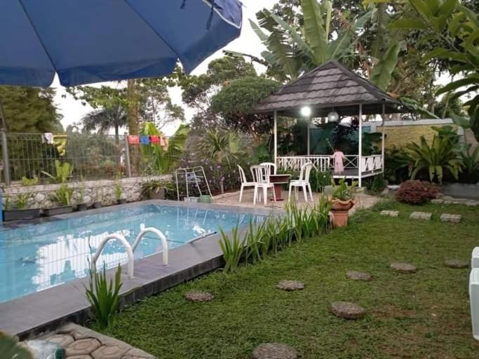 Villa Sentebale Bogor Zewnętrze zdjęcie