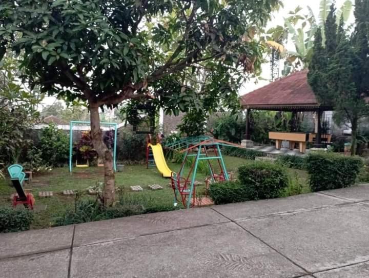 Villa Sentebale Bogor Zewnętrze zdjęcie