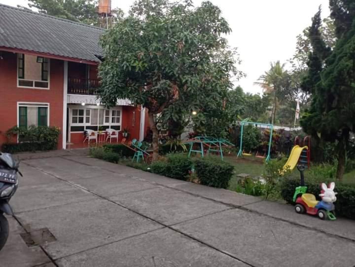 Villa Sentebale Bogor Zewnętrze zdjęcie