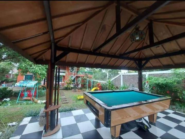 Villa Sentebale Bogor Zewnętrze zdjęcie